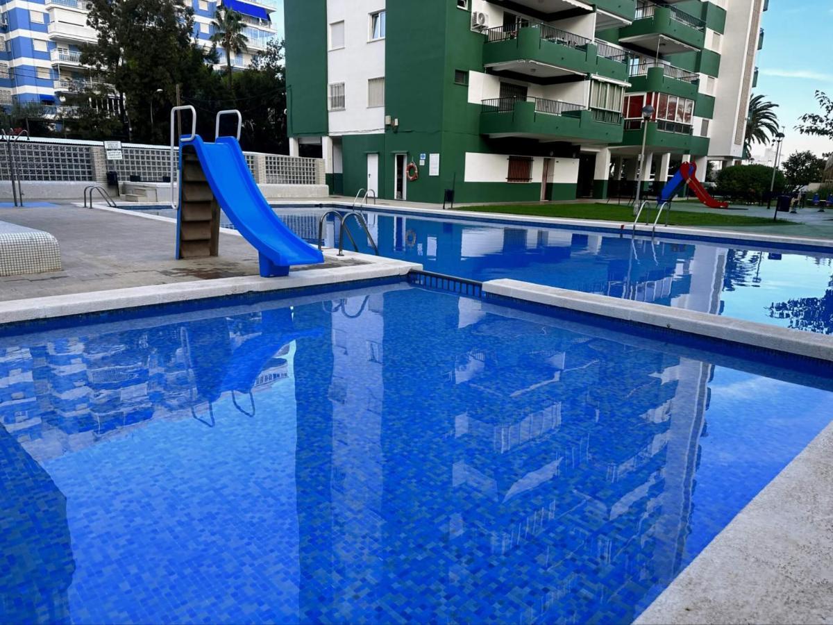 Piso A Pie De Playa Con Piscina Y Vistas Al Mar Appartement Benicàssim Buitenkant foto